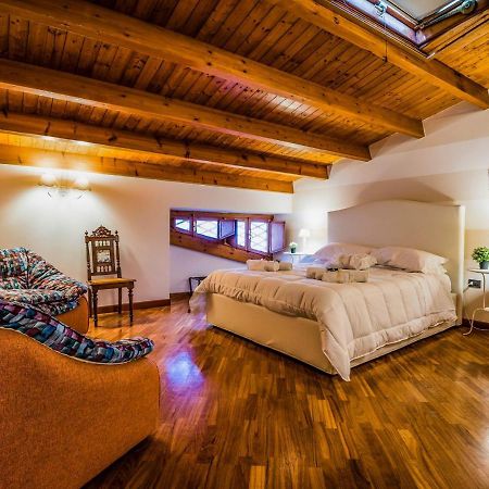 La Casa Di Ilde Al Duomo - Ortigia Holidays Сиракуза Екстериор снимка