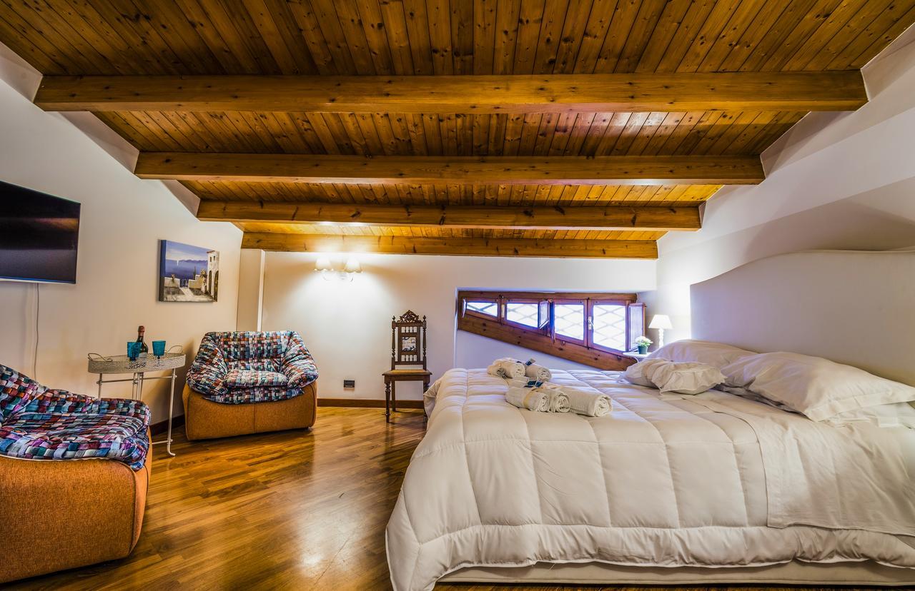 La Casa Di Ilde Al Duomo - Ortigia Holidays Сиракуза Екстериор снимка